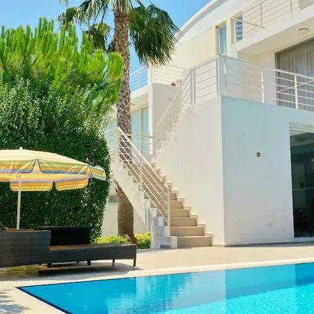 Villa Feronya B10
