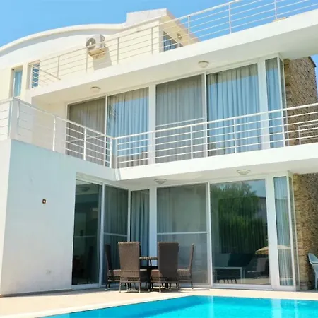 Feronya B10 Villa